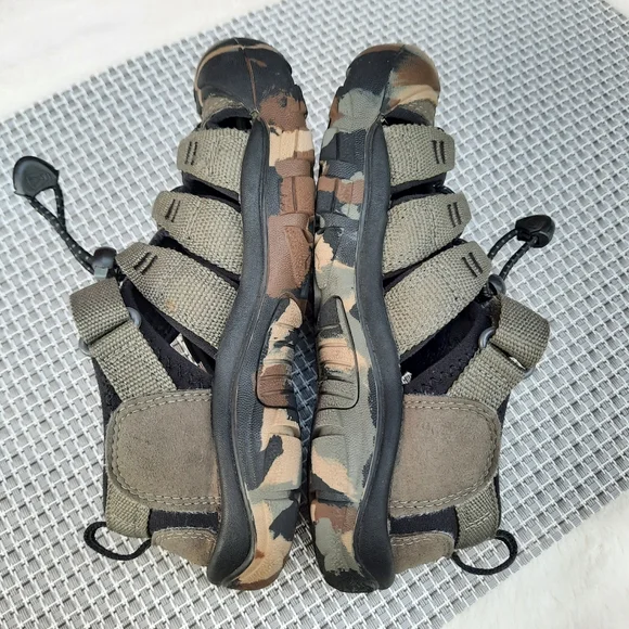 Keen Newport H2 Fisherman Camo Sport Sandals Water Shoe 1 Sneaker Hiking Travel - Picture 10 of 12